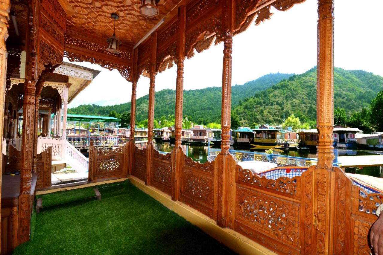 Heritage Shreen Houseboat Srinagar  Bagian luar foto