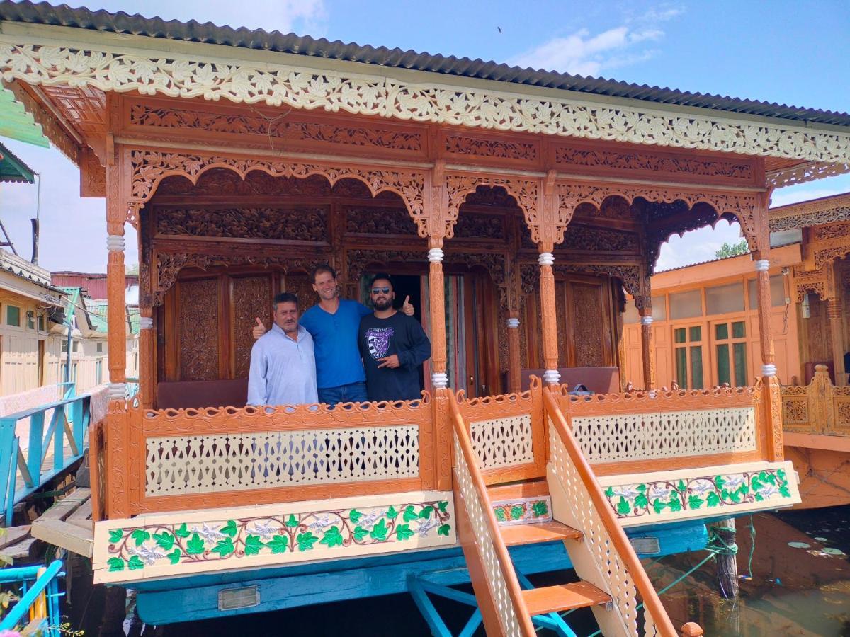 Heritage Shreen Houseboat Srinagar  Bagian luar foto